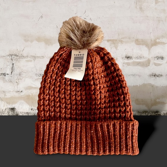 Waffle Knit Cozy Pom Beanie “Torrid” - Picture 1 of 3